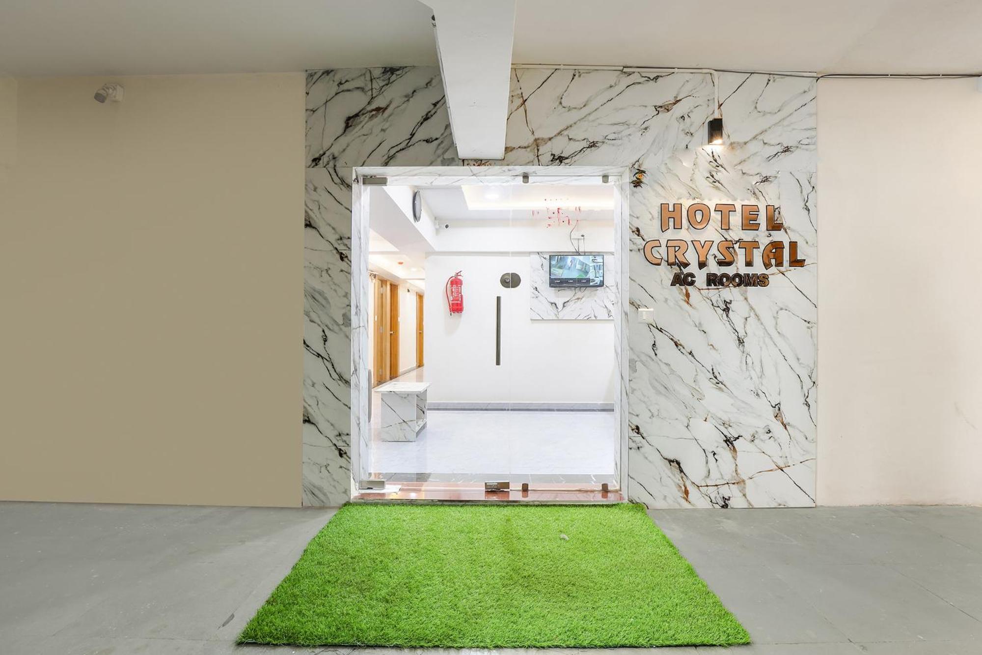 Fabhotel Crystal I - Gandhinagar Eksteriør billede